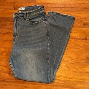 A&F 90s Slim Straight Jean